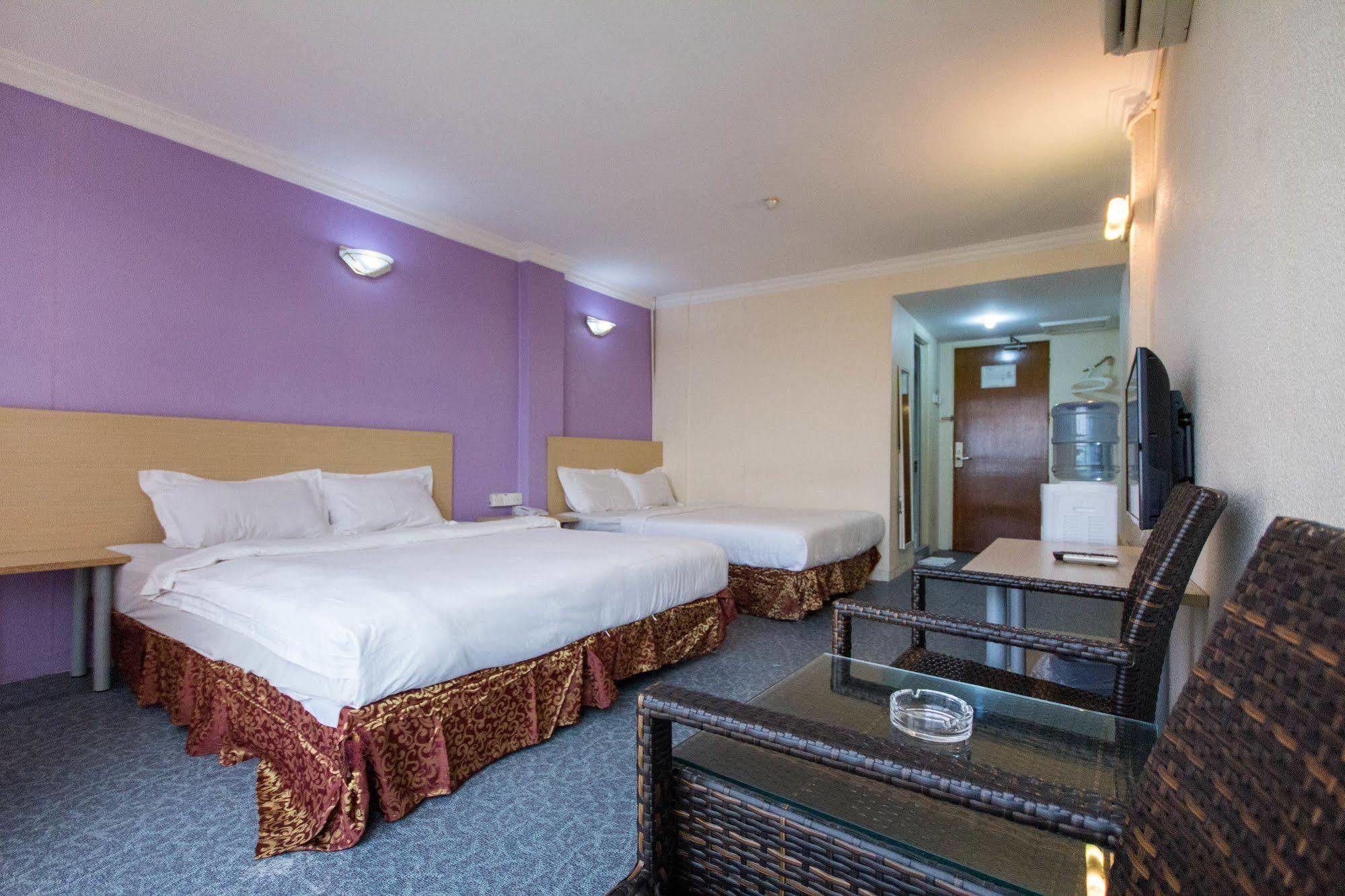 Sri Indar Hotel Bukit Mertajam Exterior photo